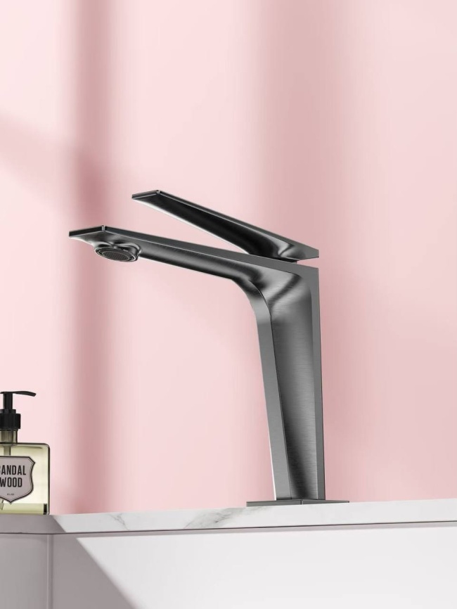 Смеситель для ванной комнаты фото 3