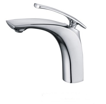 Смеситель для ванной комнаты фото 1