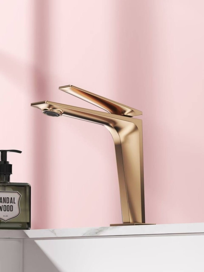 Смеситель для ванной комнаты фото 2